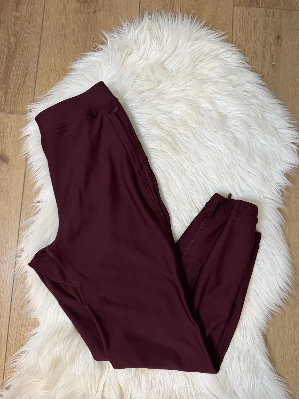lululemon athletica Adapted State High Rise Joggers in Burgundy Size 8